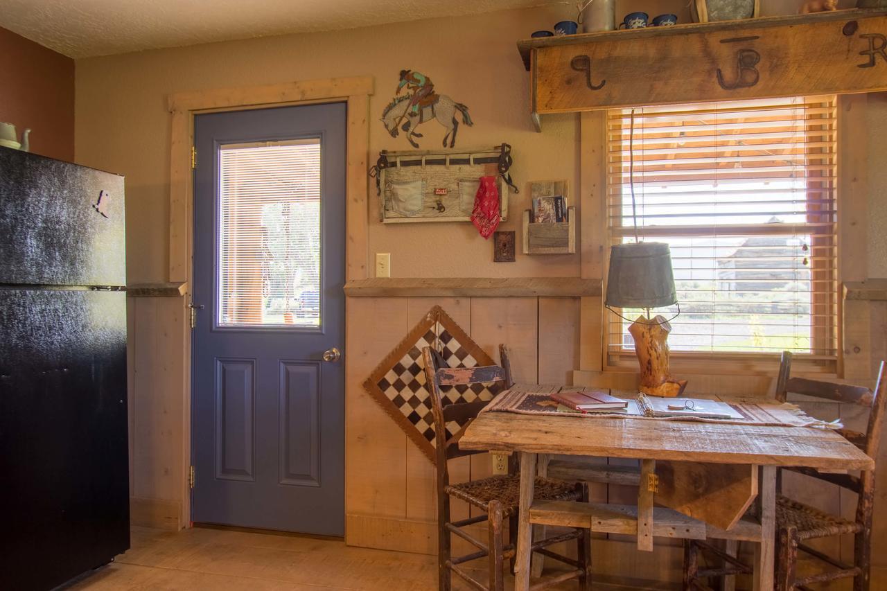Secluded 1 Bedroom Cabin On 50 Acres Of Land Panguitch Exterior photo